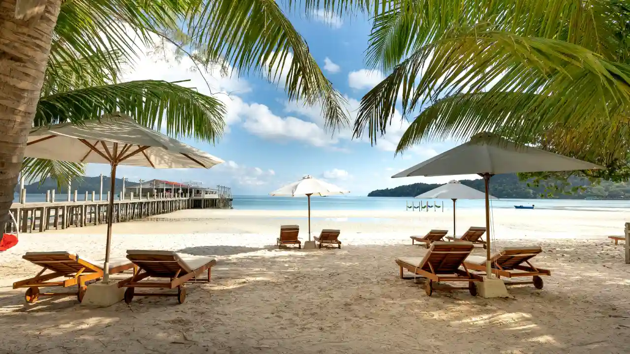 Beach Resorts in Phuket.webp