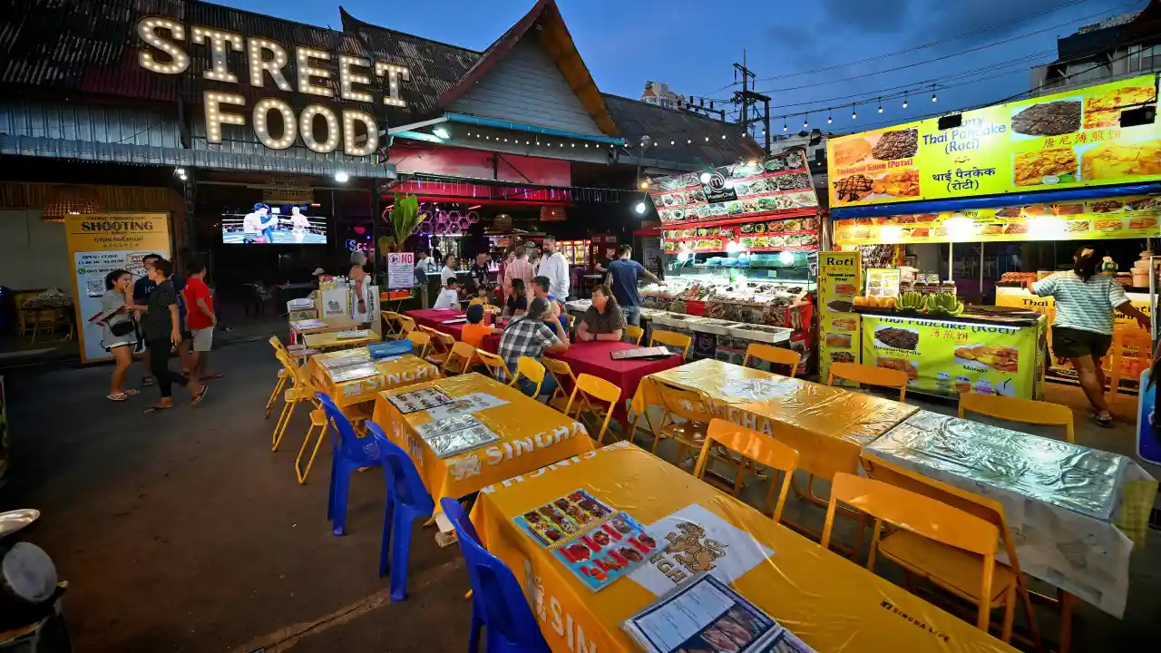 Local Thai Restaurants in Phuket.webp
