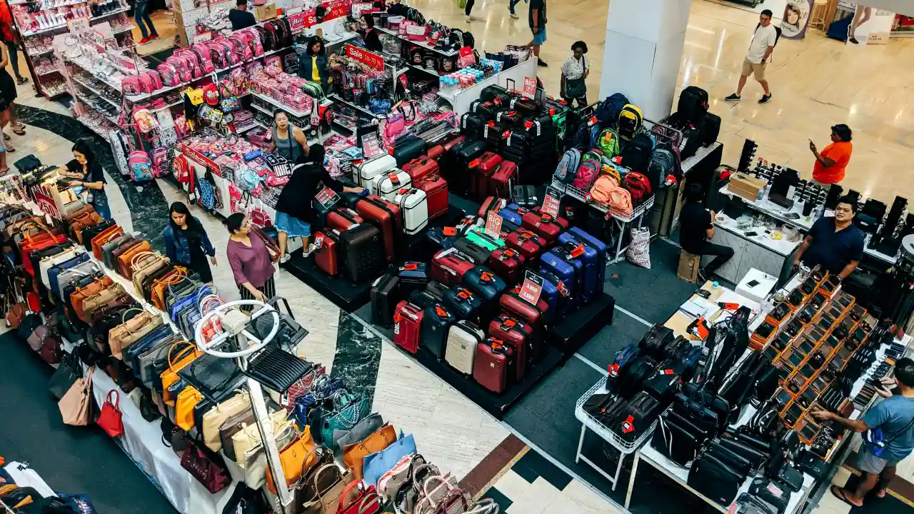 Shopping in Thailand.webp