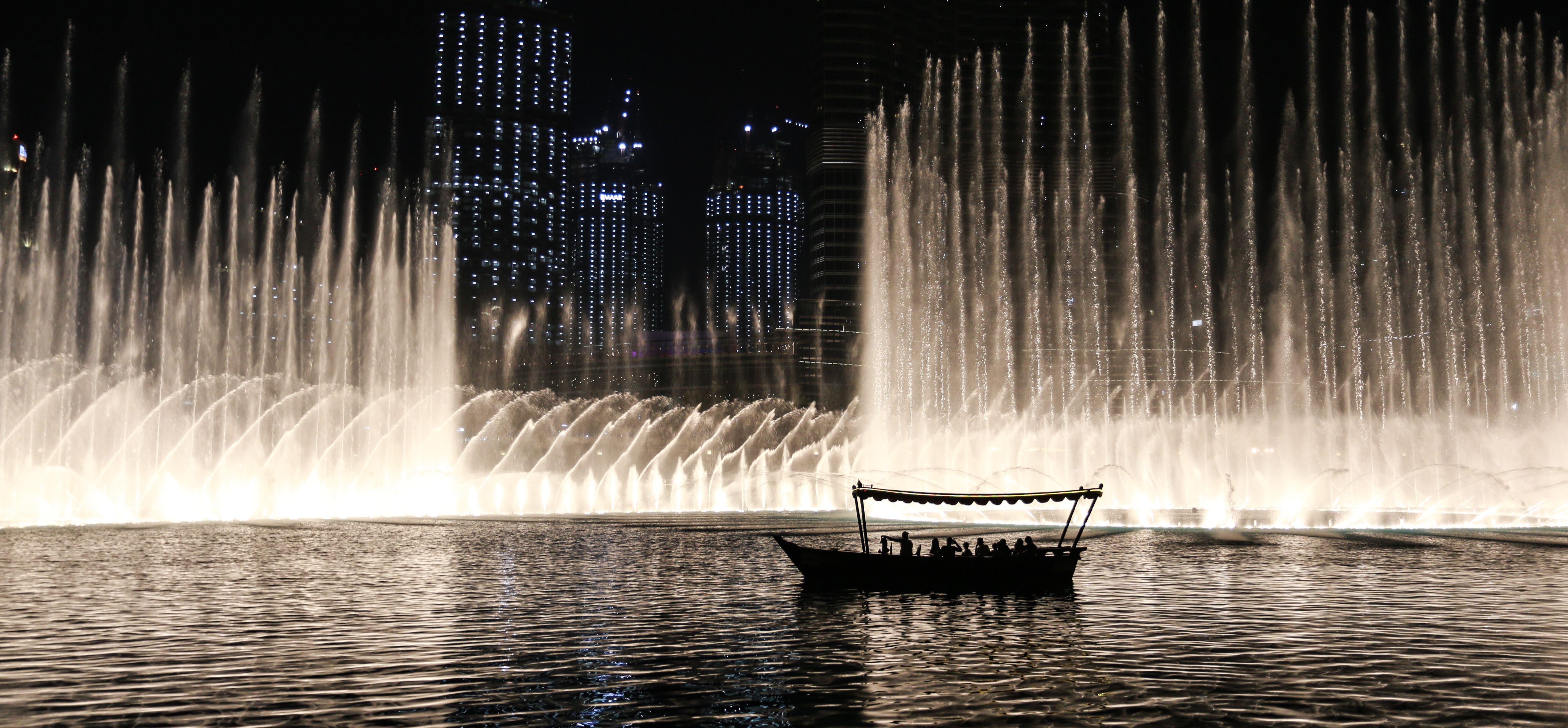 Dubai Fountain Timings, When to visit 2023